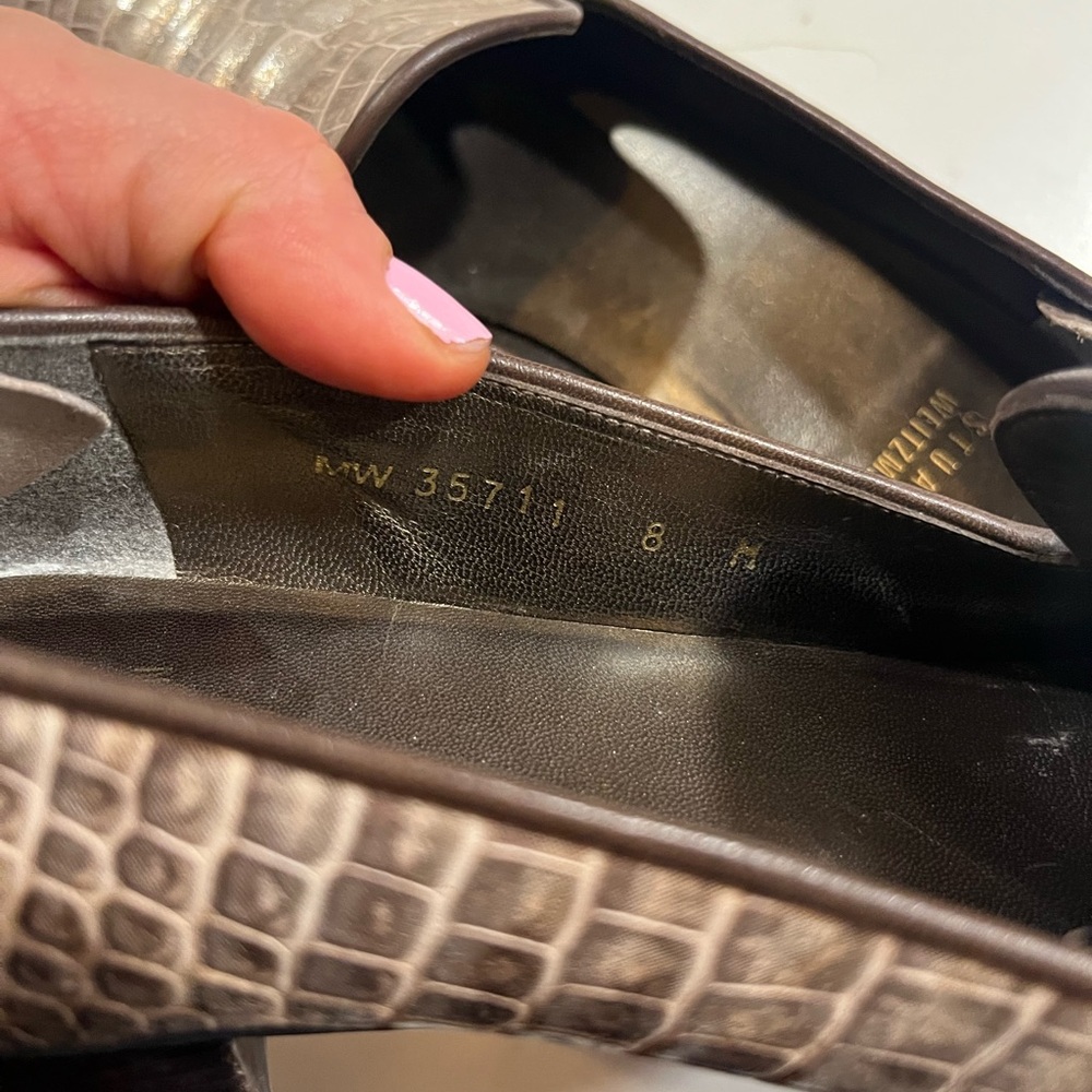 Stuart Weitzman Lizard Printed Gray/Silver Loafer… - image 7